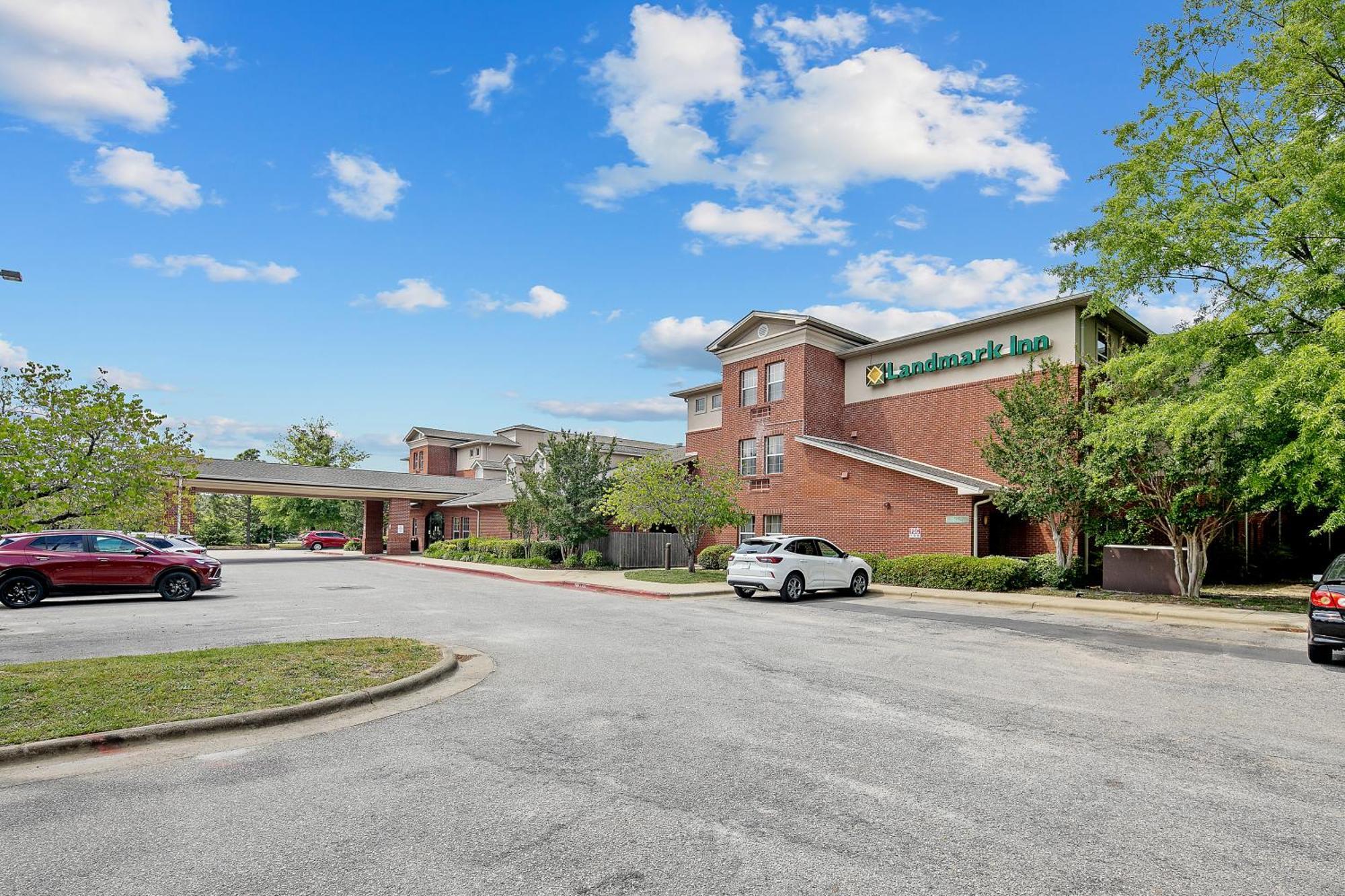 The Landmark Inn Fort Bragg Extérieur photo