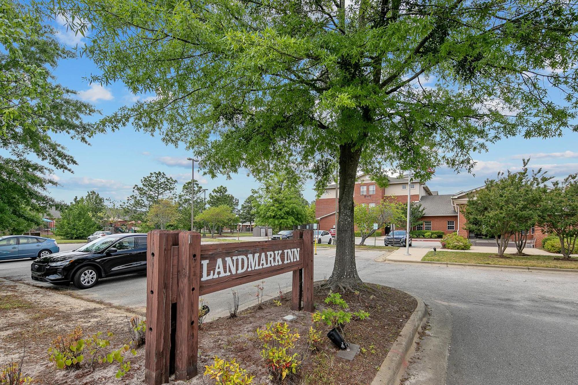 The Landmark Inn Fort Bragg Extérieur photo
